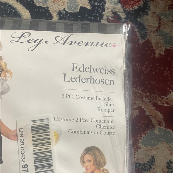 Leg Avenue Women’s Edelweiss Lederhosen Costume – Shorts + Peasant Top Size L/G - Picture 4 of 4